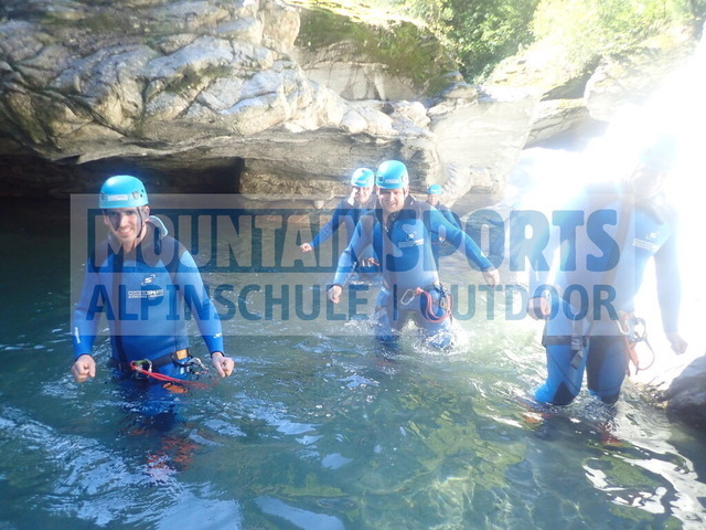 P1010006 | Bestelle die Bilder deines Berg- oder Wasser-Abenteuers mit Mountain Sports bequem von zu Hause aus direkt über unseren Online Fotoshop von pictrs.com. - Realisiert mit Pictrs.com