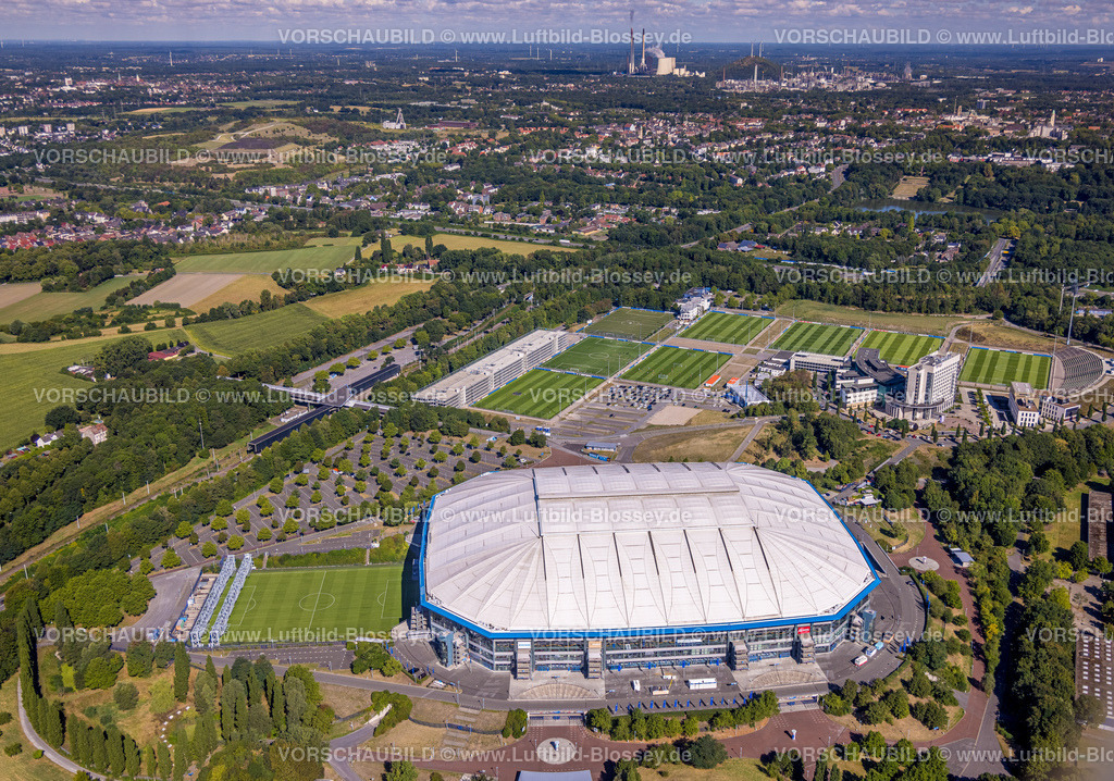 Gelsenkirchen220801565Buer | Luftbild, VELTINS-Arena, Bundesligastadion des Fußballvereins FC Schalke 04, Erle, Gelsenkirchen, Ruhrgebiet, Nordrhein-Westfalen, Deutschland