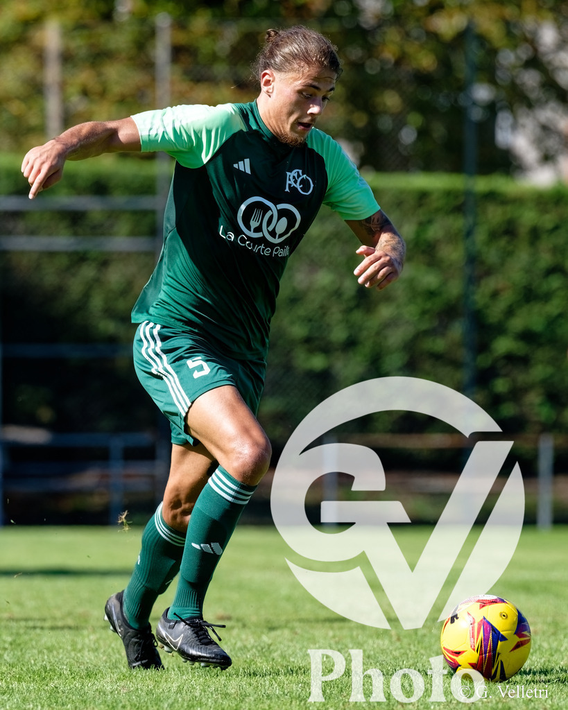 2eme ligue - FC Onex v CS Italien |  during the 2eme ligue match between FC Onex and CS Italien at Stade municipal d'Onex in Geneva, Switzerland