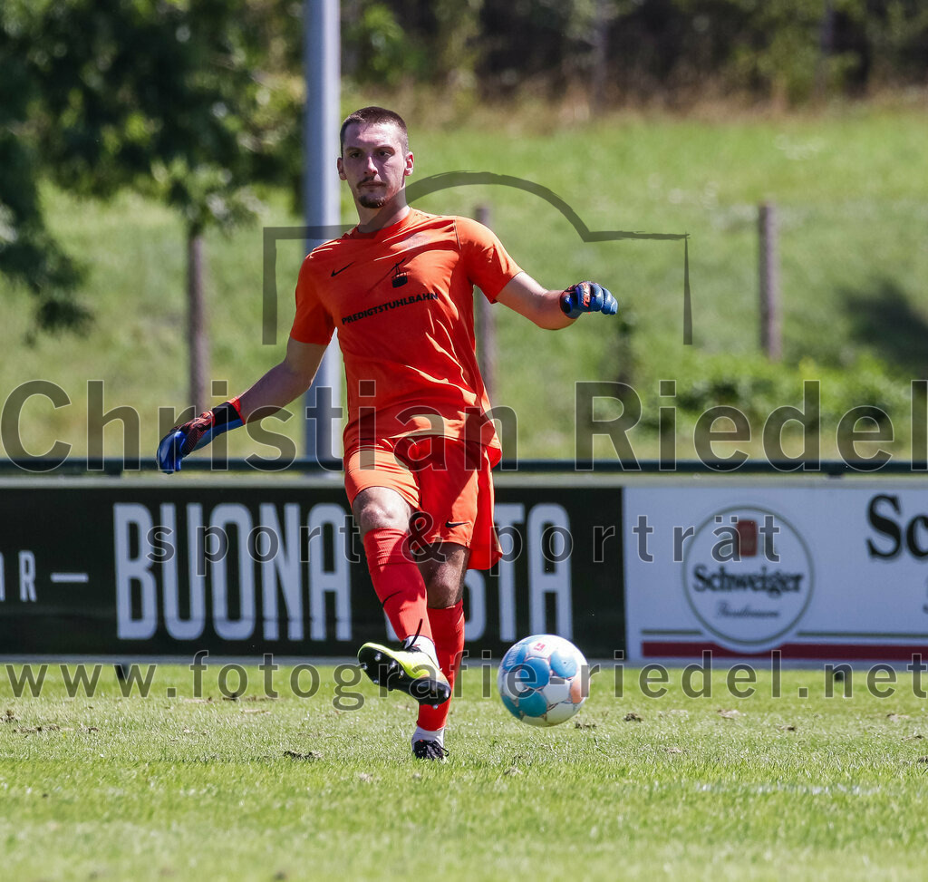 2023-08-12_030_FC_Langengeisling_gegen_ESV_Freilassing | Erding, Deutschland, 12.08.2023:
Fußball, Bezirksliga Oberbayern Ost 2023 / 2024, 4. Spieltag, FC Langengeisling gegen ESV Freilassing, Endergebnis: 2:1

Torwart Matej Markovic (ESV Freilassing, #34)

Foto: Christian Riedel / fotografie-riedel.net