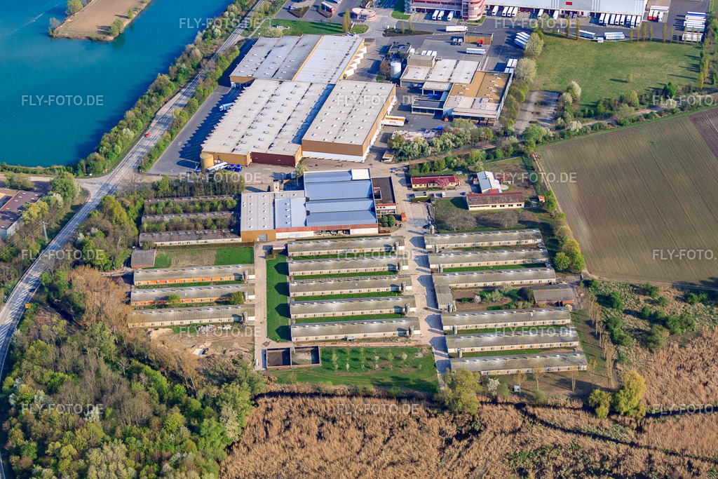 Hego Düngemittelwerk GmbH und TST Trans Service Team GmbH https://www.hegoduenger.de/ | Luftbild: Hego Düngemittelwerk GmbH und TST Trans Service Team GmbH https://www.hegoduenger.de/ in Gimbsheim im Bundesland Rheinland-Pfalz in Deutschland. Foto: IMG_49822.jpg vom 13.04.2012 durch Werner Riehm/FLY-FOTO.de - Realisiert mit Pictrs.com