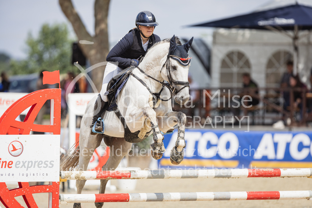 230728_BHO_A1-Stil-1-215 | Deine schönsten Turniermomente als professionelle Fotos! Entdecke hochwertige Pferdesport-Fotografie im Online-Shop. Jetzt Fotos finden & bestellen!