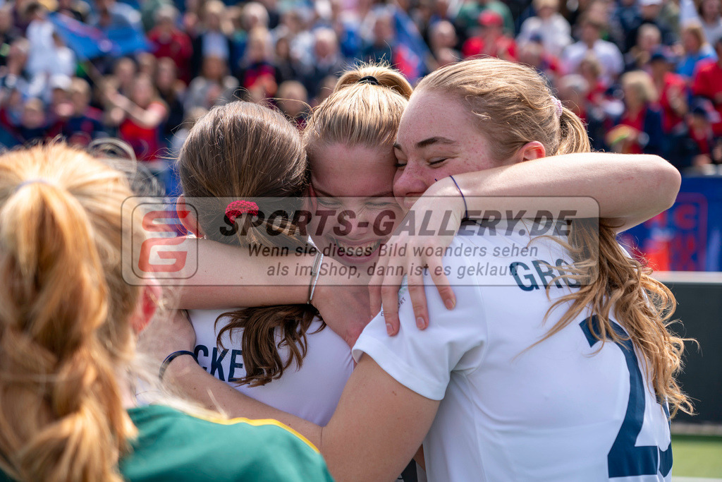 Final4_20240519-1307-0004 | Bonn, Deutschland, 19.05.2024:  in Aktion waehrend des Spiels der Deutsche Feldhockey-Meisterschaften 2024 zwischen Final 4 Damen Finale Düsseldorfer HC - Mannheimer HC im Bonner THV am 19.05.2024 in Bonn, Deutschland. (Foto von Stephan Fehrmann)

Bonn, Germany, 19.05.2024:  in action during the game of Deutsche Feldhockey-Meisterschaften 2024 between Final 4 Damen Finale Düsseldorfer HC - Mannheimer HC in Bonner THV at 19.05.2024 in Bonn, Deutschland. (Foto from Stephan Fehrmann)
