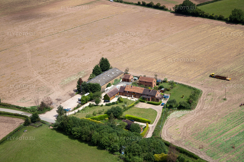 Vue aérienne: Ferme maraîchère à Ripple à Ripple dans le département Angleterre, Grande Bretagne – .Photo: IMG_40804(39779).jpg prise le 11/06/2011 par Werner Riehm/FLY-FOTO.eu – Résolution de l'original: 4752 x 3168 px