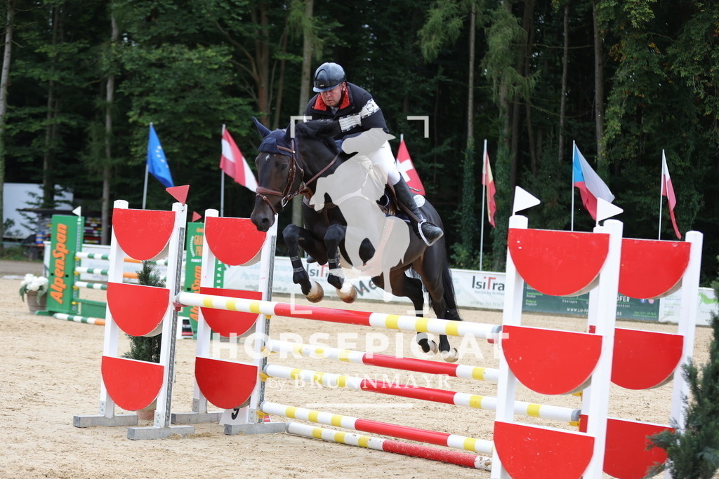 0P6A6659 | Willkommen bei Brunnmayr - Design & Fotografie – Ihrem Spezialisten für Reitturniere und Pferdeveranstaltungen in Oberösterreich, Salzburg und Bayern! Seit über 17 Jahren sind wir leidenschaftlich dabei.