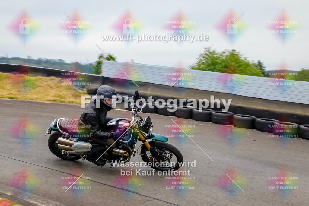 OBK-5906 | Hier findet Ihr Bilder von Touristenfahrten auf der Nürburgring Nordschleife oder von anderen Veranstaltungen die ich besucht habe. Viel Spass beim Durch Schauen 