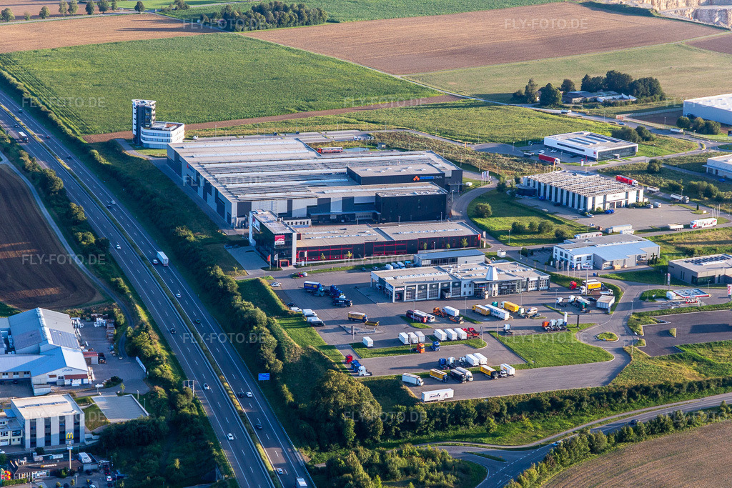 Luftbild: Firmengelände der Industriegebiet Albring: B.A.H. Personaldienste GmbH, Bucher Stahlhandel GmbH, Schöler Fördertechnik AG mit Hallen, Firmengebäuden und Produktionsstätten in Zimmern ob Rottweil im Bundesland Baden-Württemberg in Deutschland. Foto: IMG_128700.jpg vom 27.08.2021 durch ©2025 Werner Riehm fly-foto.de/copyright