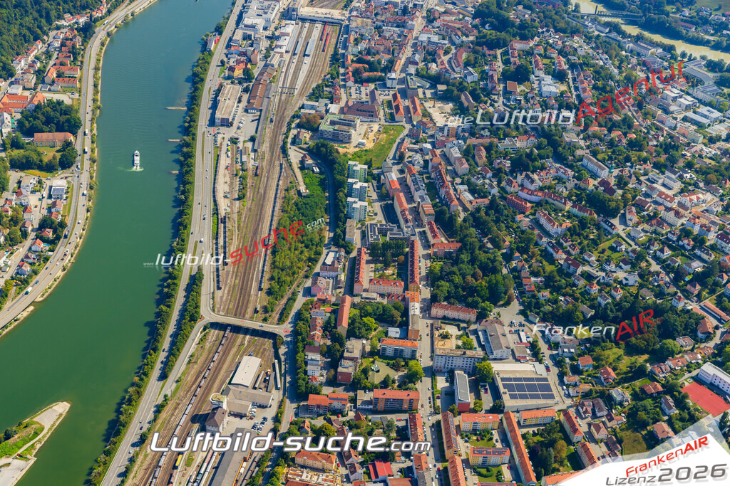 Luftaufnahme der Stadt Passau - Die Luftaufnahme wurde 2025 vom UL-Flugzeug heraus erstellt ( keine Drohne ) - Hochauflösende Luftaufnahme - für professionelle Ausdrucke geeignet. Die Geschenkidee !Mit Lizenz und Bildrechte bestellbar