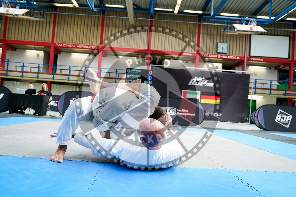 20250920PBB0906 | Athletes compete during the AJP Tour Hamburg International Jiu-Jitsu Championship, on September 20, 2025 in Hamburg, Germany. © Chiara Dazi / photoblackbelt
