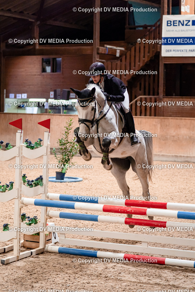 Springen Tag 1-16 | dv-media-shop - Realisiert mit Pictrs.com