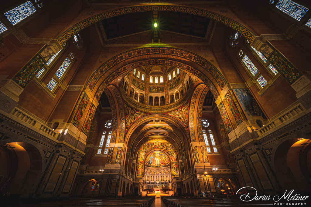 Lisieux - Basilika Sainte-Thérèse | Die Basilika Sainte-Thérèse in Lisieux (Frankreich)
