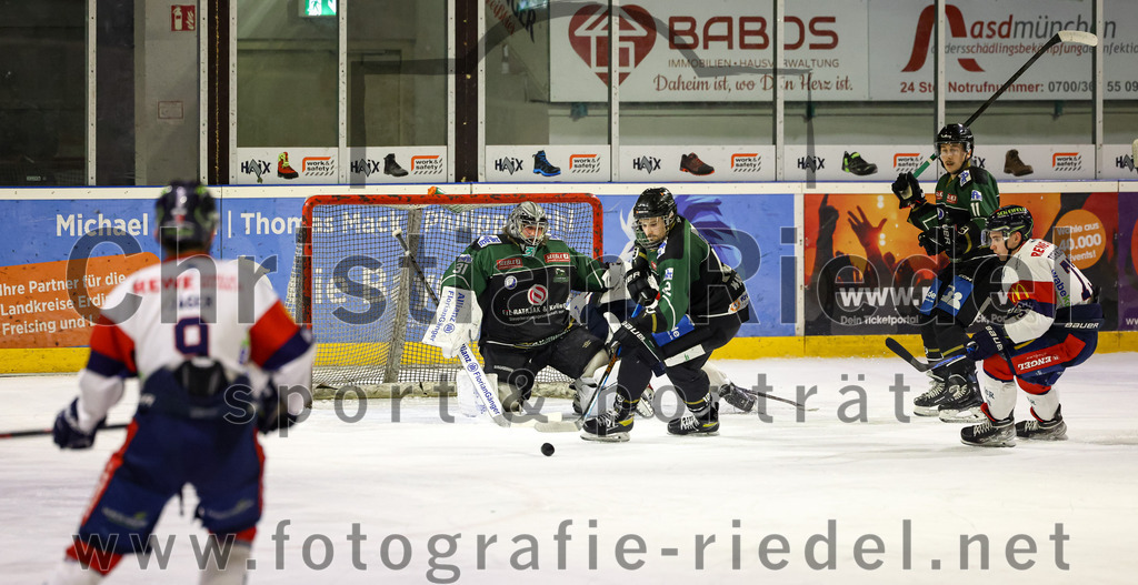 2023-01-13_128_TSV_Erding_gegen_VfE_Ulm-Neu-Ulm | Erding, Deutschland, 13.01.2023:
Eishockey, Bayernliga 2022 / 2023, 27. Spieltag, TSV Erding gegen VfE Ulm/Neu-Ulm, Endergebnis: 6:1

Foto: Christian Riedel / fotografie-riedel.net