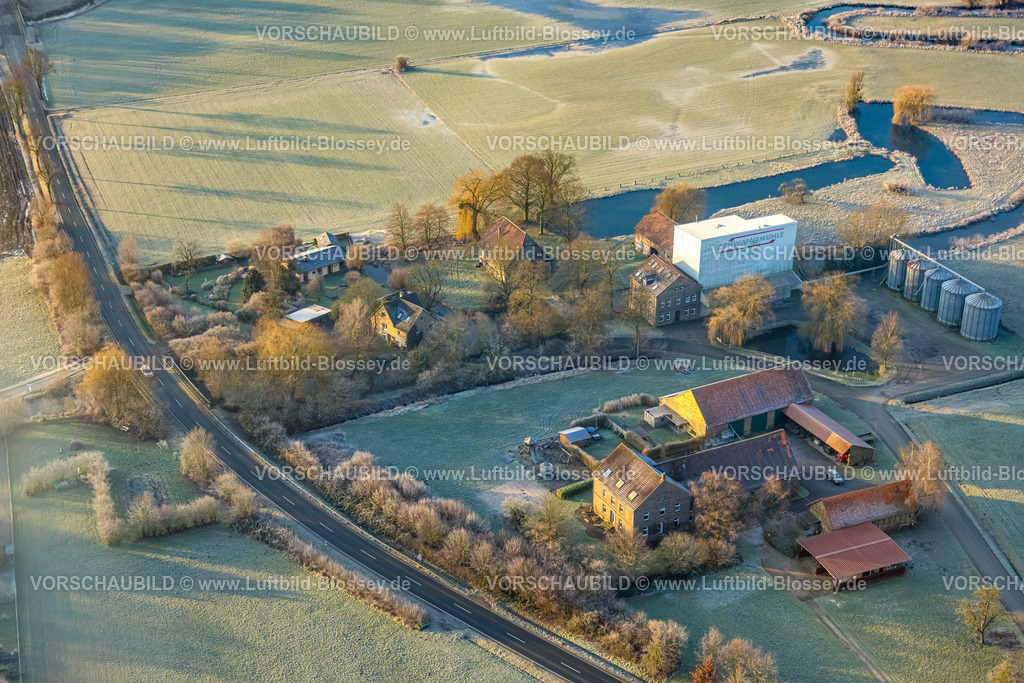 Hamm250200213Uentrop | Luftbild, landwirtschaftlicher Betrieb Schwannemühle am Fluss Ahse, winterliche Landschaft, Dorfwelver, Dinker, Welver, Ruhrgebiet, Nordrhein-Westfalen, Deutschland