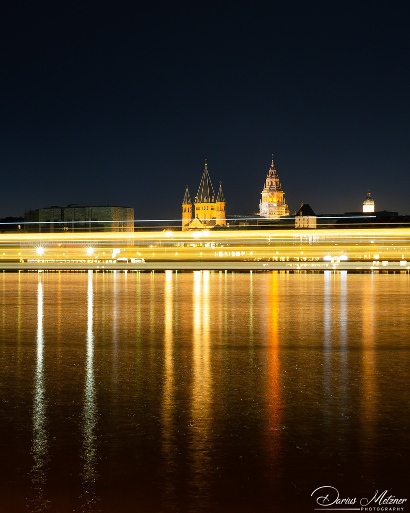 Blick über den Rhein auf den Mainzer Dom | Blick über den Rhein auf den Mainzer Dom