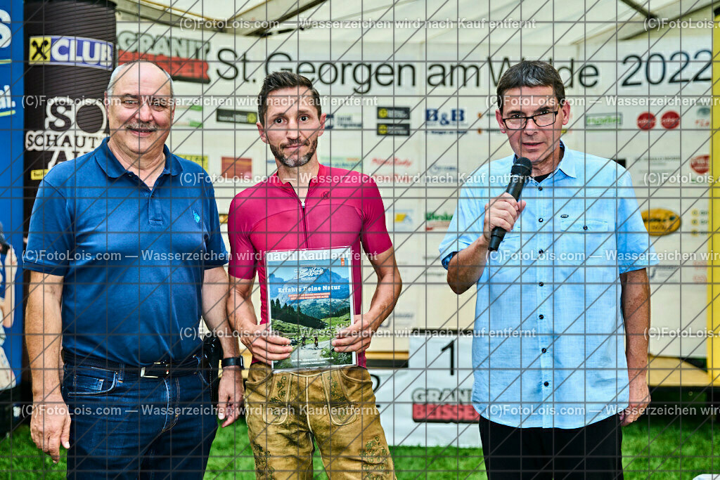 ALP8018_GRANITBEISSER_Siegerehrung_Gutscheingewinner | (C)FotoLois.com, Alois Spandl, 28. GRANITBEISSER Mountainbike-Marathon in St. Georgen am Walde, Sa 3. Sept. 2022.