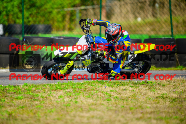 MaZZes_Fotomatrix_20250328_6007705_7612 | Fotograf Mathias Schmid
Sportfotograf,
Eventfotograf,
Hochzeitsfotograf,
Portraitfotograf