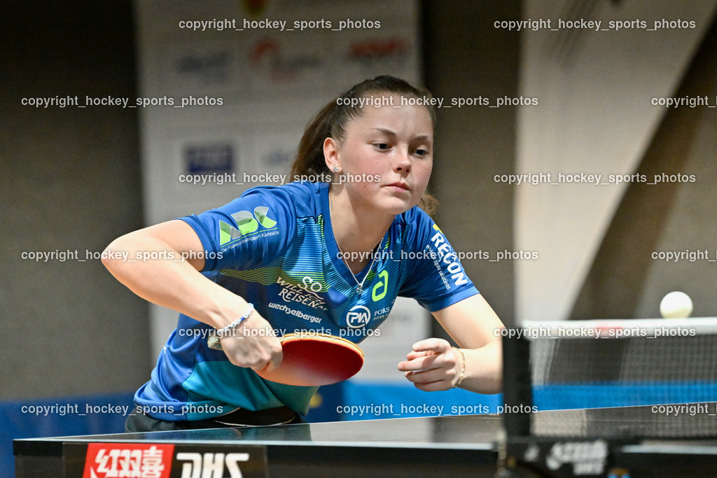 SCO Ossiachersee Bodensdorf vs. SU Spk. Kufstein | Danielle Florence Kelly, SCO Ossiachersee Bodensdorf vs. SU Spk. Kufstein, SCO Ossiachersee Bodensdorf vs. SU Spk. Kufstein am 04.10.2024 in Bodensdorf (SCO Halle Bodensdorf), Austria, (Photo by Bernd Stefan)
