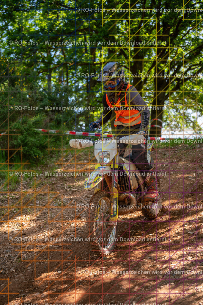 Wolfshausen 2 Lauf -1535 | Sportfotografie von RO-Fotos: Motorsport, Motocross, Enduro, Laufveranstaltungen und Triathlon. Professionelle Fotos von Sportlern und Events. - Realisiert mit Pictrs.com