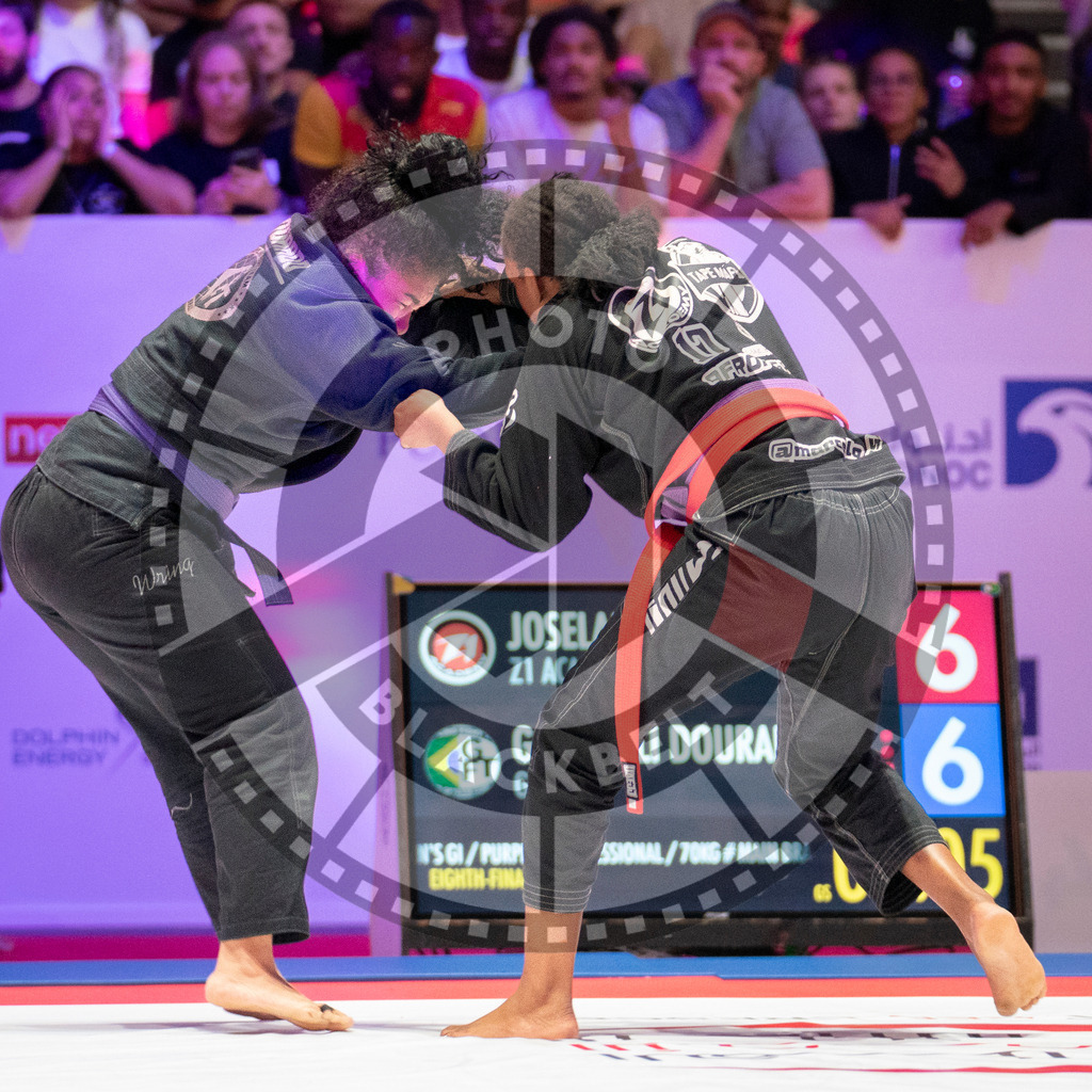 20231109PBB6007 | Fighters compete during the AJP World Professional Championship in the Mubadala Arena in Abu Dhabi, Arab United Emirates, on November 9, 2023.