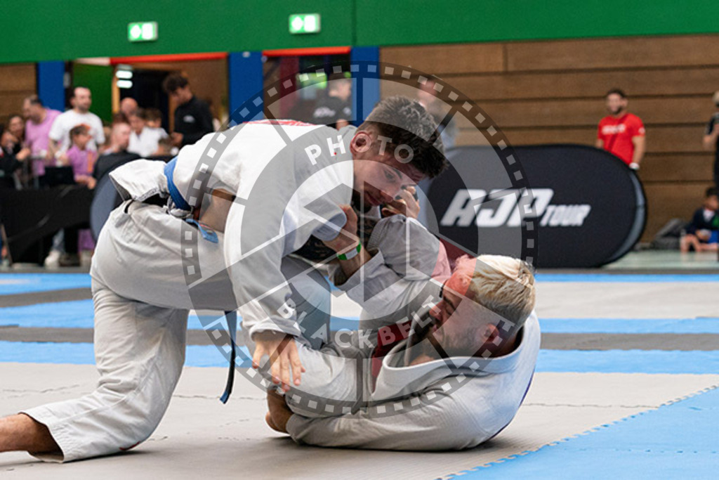 20230826PBB51279 | Fighters compete during the AJP INTLPRO BJJ and grappling competition in Hamburg, Germany, on August 26 2023.