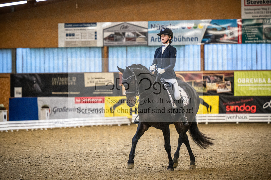 DOS_1308 | Entdecke hochwertige Reitturnierfotos von Foto Oger. Professionell, emotional und authentisch – jetzt Lieblingsmomente im Shop bestellen.Deutschlandweite Turnierfotografie. - Realisiert mit Pictrs.com