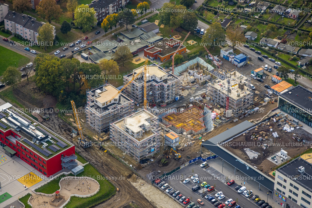 Herne241015816 | Luftbild, Kaiserquartier Herne, Baustelle mit Neubau einer Wohnanlage und Wohnsiedlung, Kita Lackmanns Hof Kindergarten, Baukau, Herne, Ruhrgebiet, Nordrhein-Westfalen, Deutschland