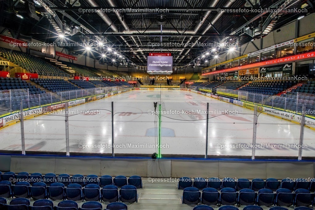 xkkux02042601003 | 02.04.2026, xkkux, Eishockey, DEL2, Herren, Saison 2025 / 2026, Krefeld Pinguine - EV Regensburg, YAYLA Arena: Innenansicht Spielstätte Übersicht Übersichtsbild Eishockeyhalle EIshockeyarena Stadion Sitzplätze 