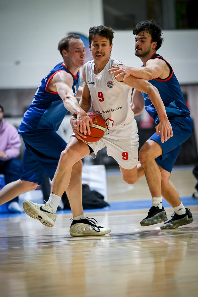 gml_089 | Fotos von Basketballspielen aus dem Raum NRW fotografiert von Gero Mueller-Laschet und Daniel Schaefer - Realisiert mit Pictrs.com