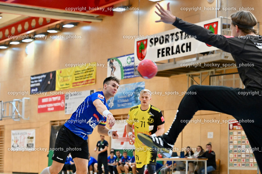 SC Ferlach vs. Bregenz Handball | #35 JURANIC Jura Egon SC Ferlach, #71 Schröder Andreas Bregenz Handball, #46 KROISS Jan Bregenz Handball, SC Ferlach vs. Bregenz Handball, SC Ferlach vs. Bregenz Handball am 28.09.2024 in Ferlach (Ballspielhalle Ferlach), Austria, (Photo by Bernd Stefan)