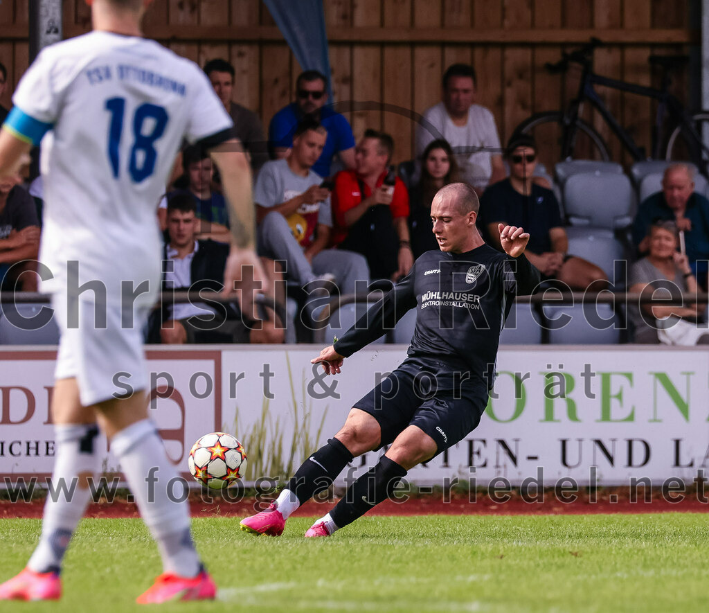 2023-09-03_050_SV_Anzing_gegen_TSV_Ottobrunn | Anzing, Deutschland, 03.09.2023:
Fußball, Kreisliga 2023 / 2024, Testspiel, 3. Spieltag, Endergebnis: 3:0

Tim Schuster (SV Anzing, #16)

Foto: Christian Riedel / fotografie-riedel.net