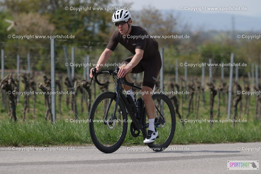368A4317 | Neusiedlersee Radmarathon 2026@sportshot_your_pictrs #yourpictures#roadtowm2029 #nrm #neusiedlerseeradmarathon #neusiedlersee #neusiedlerseetourismus #burgenland #mörbisch #nrm26 #burgenlandtourismus #voglundco #poweredbyburgenlandtourismus #radsport #rad #marathon #ucigranfondo #visitburgenland #ucigranfondoworldseries