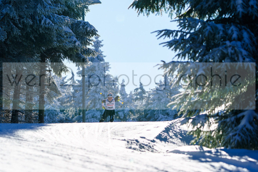 DSC Oberwiesenthal | Vom 19. - 21. Januar fand in der Sparkassen-Skiarena Oberwiesenthal der DSV E.INFRA Schülercup Biathlon statt.