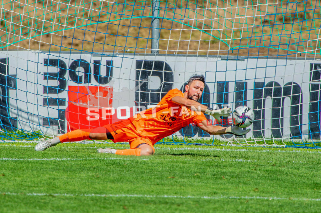 ASV Klagenfurt - Donau Klagenfurt | Vladimir Kajkut (ASV Klagenfurt #1) ; ASV Klagenfurt - Donau Klagenfurt am 31.07.2022 in Klagenfurt
(ASV Platz Annabichl), AUSTRIA, (Photo by Ernst Krawagner sport-fan.at) - Realisiert mit Pictrs.com