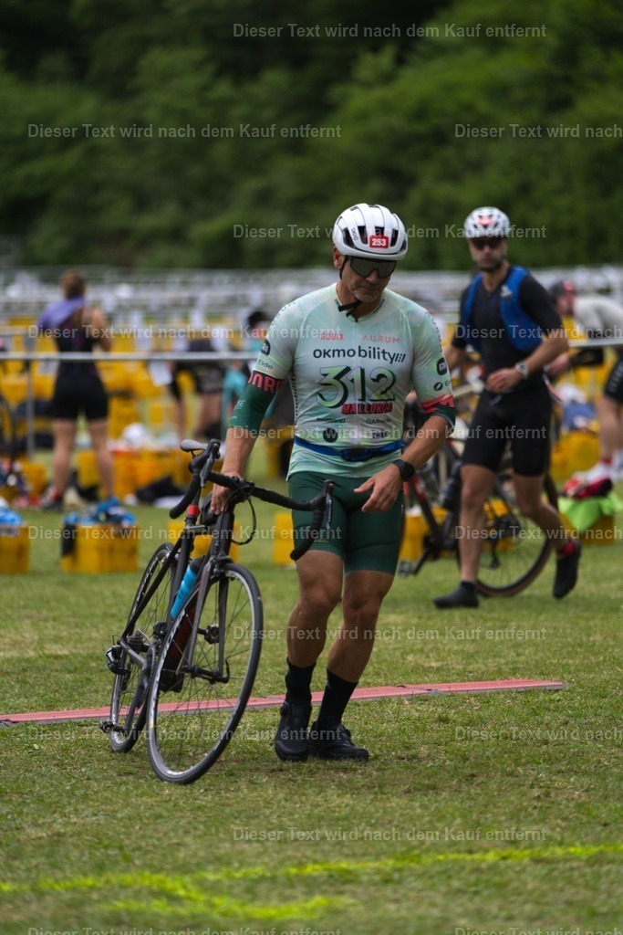triathlon_wuerzburg_r_2026_06_14-544 | Shop für Fotos von Sportevents z.B. Obstacle Course Racing, OCR, Triathlon, Trail Run und MTB - Realisiert mit Pictrs.com
