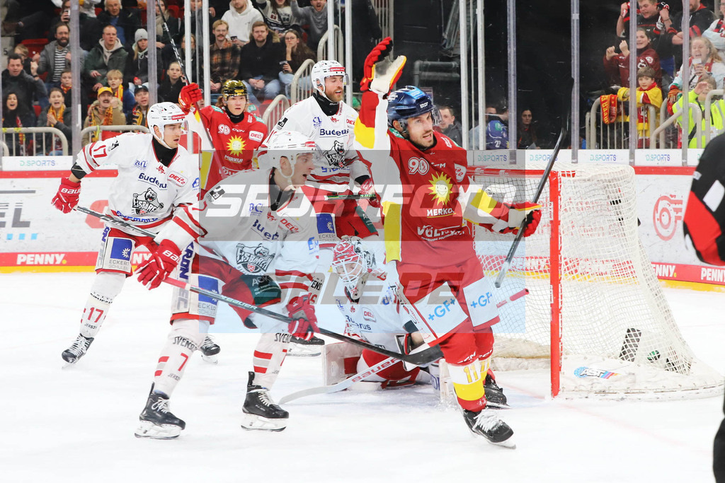 IMG 7882 | Düsseldorfs Luca Tosto jubelt - © by Sportfoto-Sale (DR) - Realisiert mit Pictrs.com