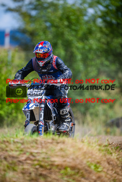 MaZZes_FotoMatrix_240713_6007705_9164 | S4