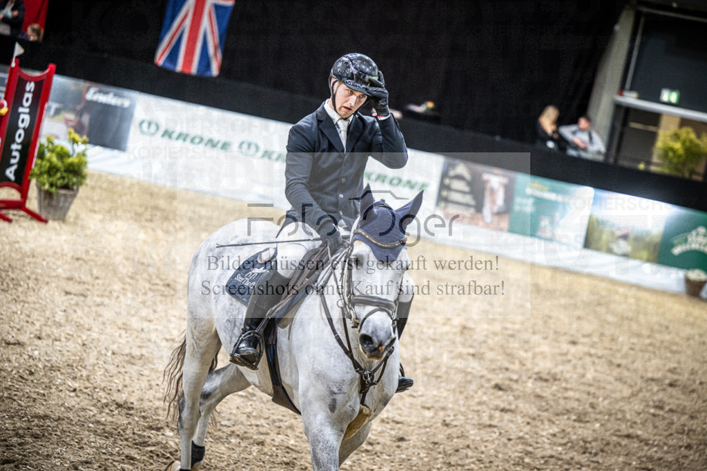DOS_2865 | Entdecke hochwertige Reitturnierfotos von Foto Oger. Professionell, emotional und authentisch – jetzt Lieblingsmomente im Shop bestellen.Deutschlandweite Turnierfotografie. - Realisiert mit Pictrs.com
