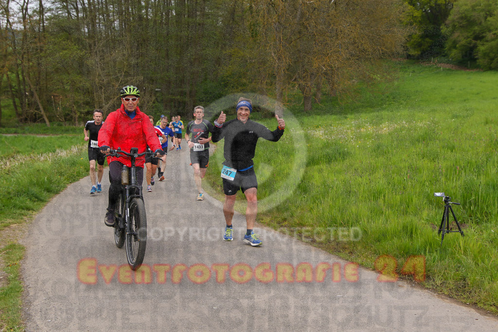 220501_1020_EV8_0528 | Sportfotografie im Rhein-Sieg Kreis, Köln, Bonn, NRW, Rheinland Pfalz, Hessen, etc. Unser Tätigkeitsfeld umfasst den Laufsport vom Volkslauf über den Marathon, Duathlon, Triathon bis zum Ultralauf wie Kölnpfad Ultra oder Schindertrail.