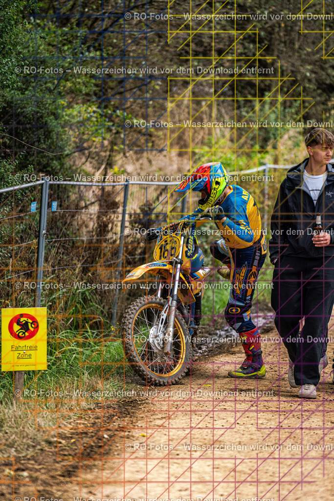 Sechshelden 2026 Sonntag  -371 | Sportfotografie von RO-Fotos: Motorsport, Motocross, Enduro, Laufveranstaltungen und Triathlon. Professionelle Fotos von Sportlern und Events. - Realisiert mit Pictrs.com