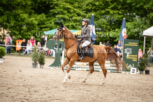 Bad_Meinberg_07421 | saradresslerfotografie - Realisiert mit Pictrs.com
