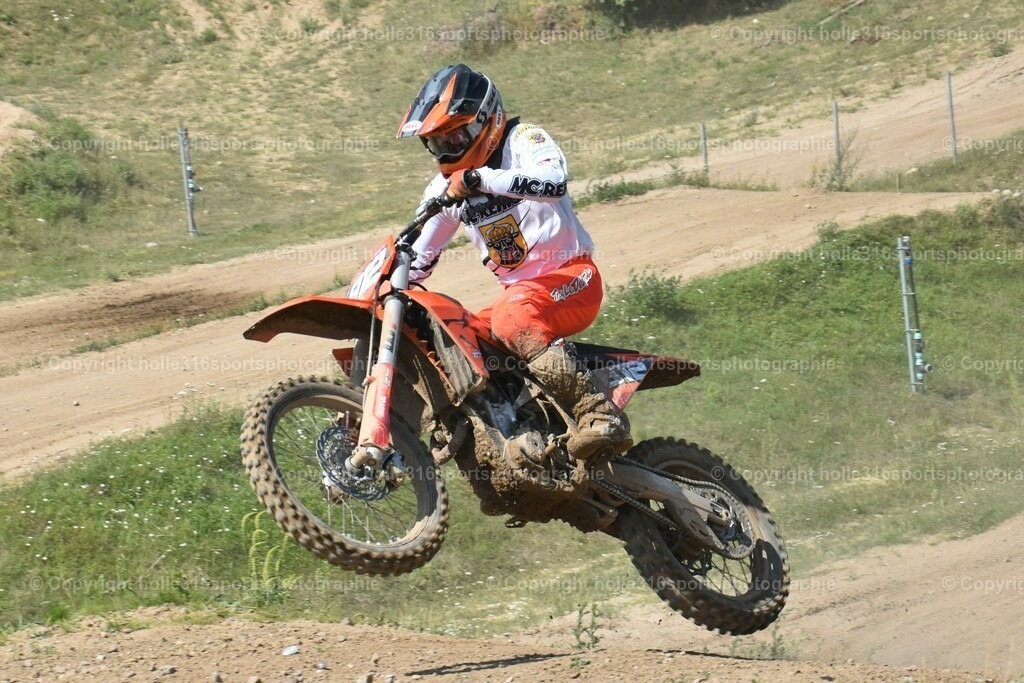 DSC_0054 (2) | Sportfotografie , Motorsport, Motoross, Reitsport, Mointainbike, Enduro,
Landschaft , Outdoor, Eventfotografie, Landschaft, Bilder online bestellen - Realisiert mit Pictrs.com