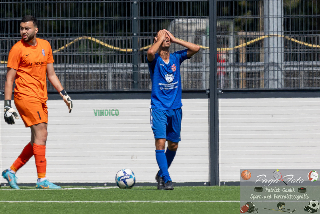 Testspiel: Spvgg. 03 Fechenheim - Türk Gücü Friedberg, 13.07.2024 | Kamil Yikilmaz (Türk Gücü Friedberg #7), Spvgg. 03 Fechenheim - Türk Gücü Friedberg, Frankfurt am Main, Sportanlage Birsteiner Straße, 13.7.2024 - Realisiert mit Pictrs.com