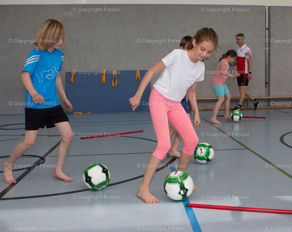 SCHULEAMBALL_030522_09 | bilder, linz, photo, foto, fussball, sport, fotolui, bundesliga