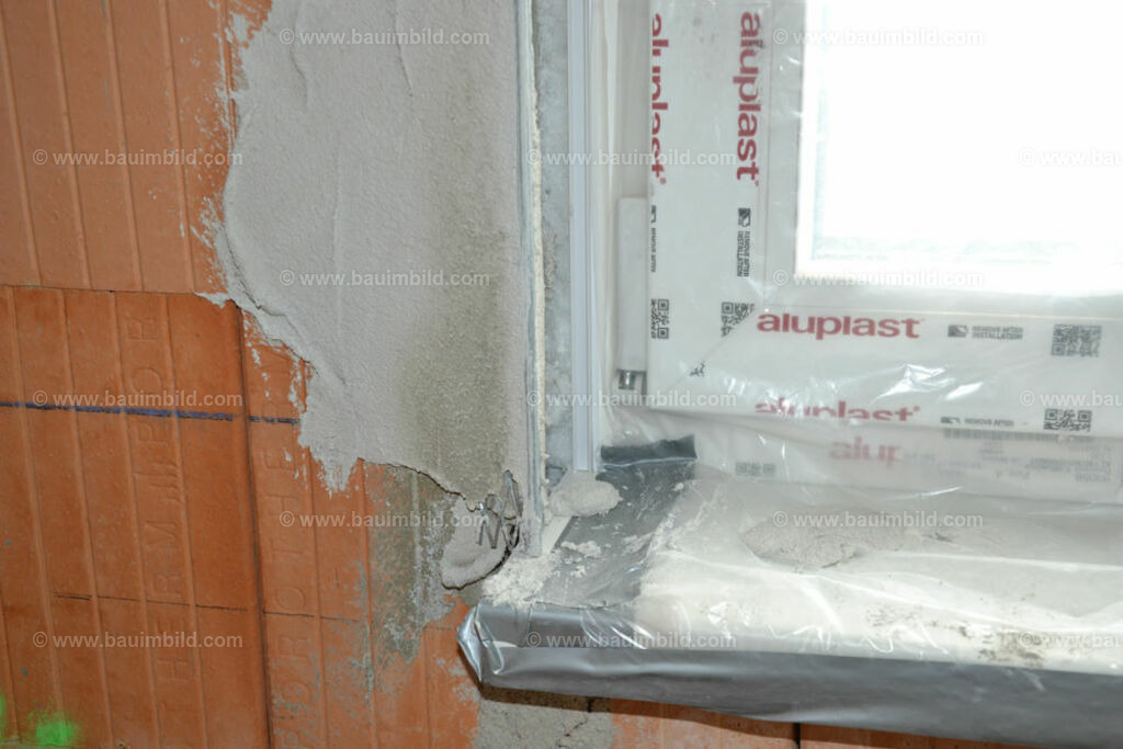 bib-lg18-putzarbeiten-0023 | Nach LV-Leistungsgruppen sortierte Detailfotos über den Bau eines Hauses. Alle Hausbau-Bilder direkt vom Urheber und Autor der Website Haus-Selber-Bauen.com