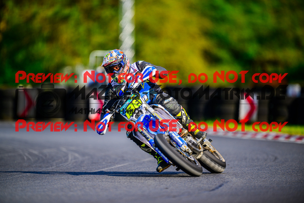 MaZZes_FotoMatrix_240510_6007705_7186 | S2