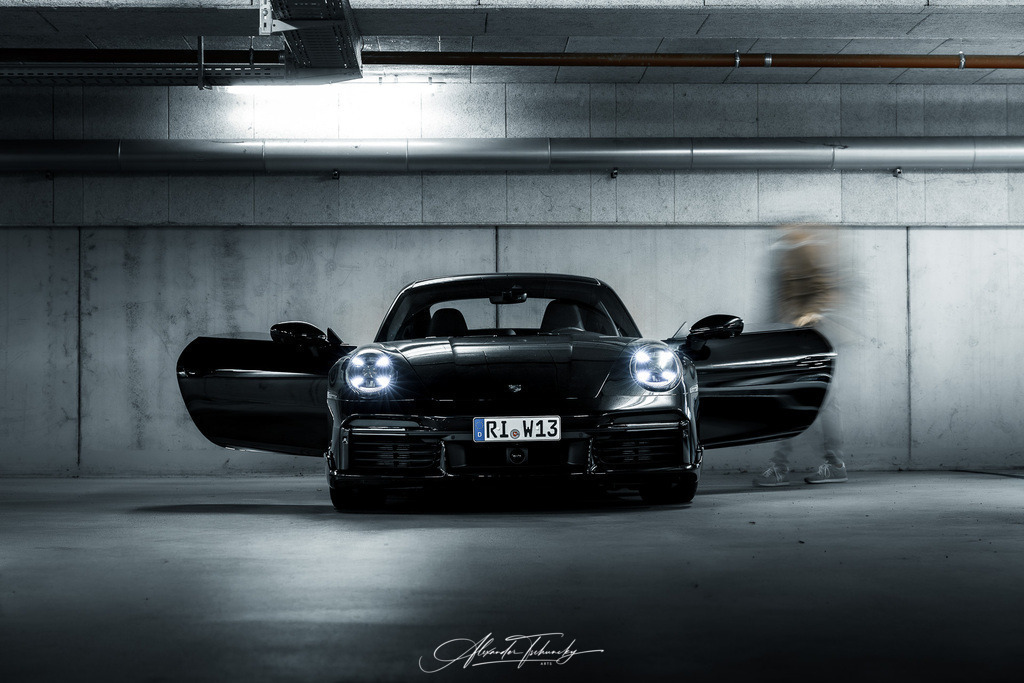 911 Turbo 992 | Entdecken Sie die faszinierende Welt von Alexander Tschuncky Arts: Kreative Fotografie, atemberaubende Automobilkunst und hochwertiger Bilderdruck. Lassen Sie sich inspirieren! - Realisiert mit Pictrs.com