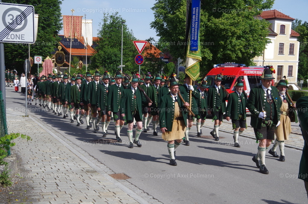 IMGP4947 | fotografiert von Axel PollmannLeonhardi Wallfahrt Benediktbeuern und Murnau, Fronleichnam, Fasching, Landschaft im Loisachtal und Benediktbeuern  - Realisiert mit Pictrs.com