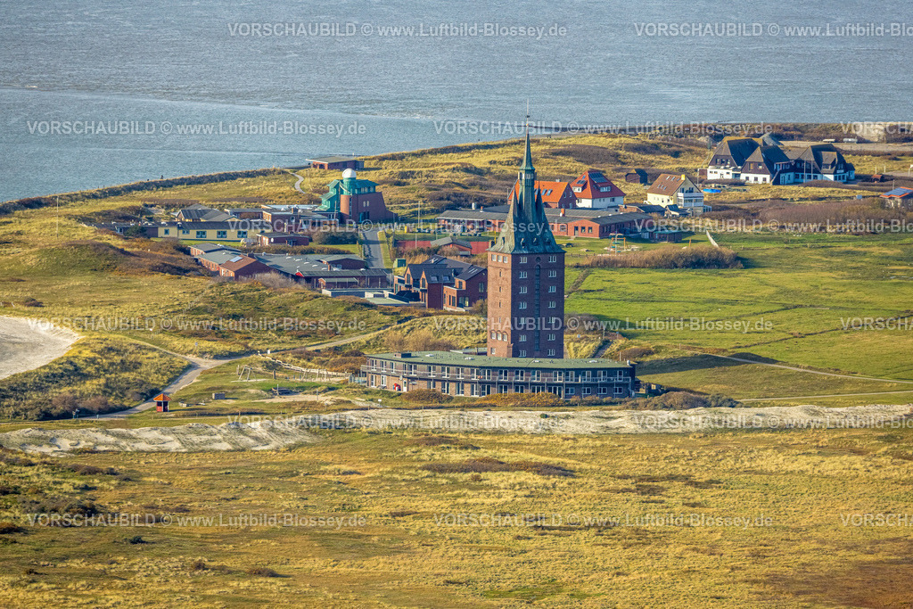 Friesland251106251Wangerooge | Luftbild, Westturm mit DJH Jugendherberge Wangerooge, hinten das Inselheim Rüstringen mit Astro- Sternwarte, Wangerooge, Norddeutschland, Ostfriesland, Niedersachsen, Deutschland