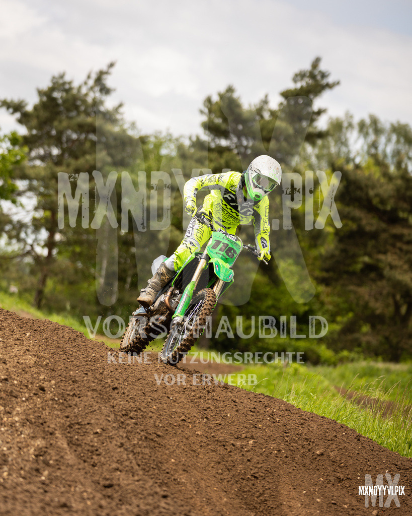866A6896 | mxndyyvipix