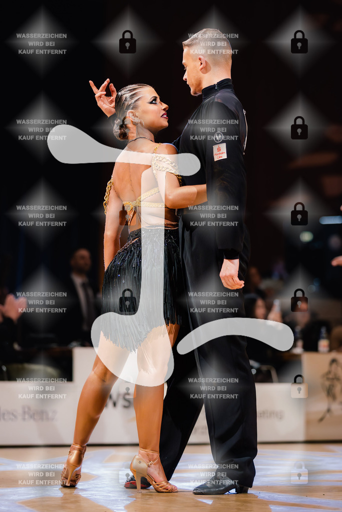 Goldstadtpokal 2025 - WDSF World Open Latin 11th (37) Vlad-Alexandru Visan _ Nicole Sokolow (Schwarz Weiß Club Pforzheim)-2025-01-25-7900 | Webshop for digital downloads and prints of dance sport, event & show photographer Julian Link - Realisiert mit Pictrs.com